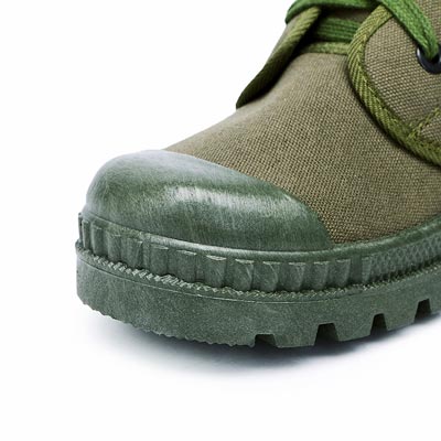 Toe protective design 